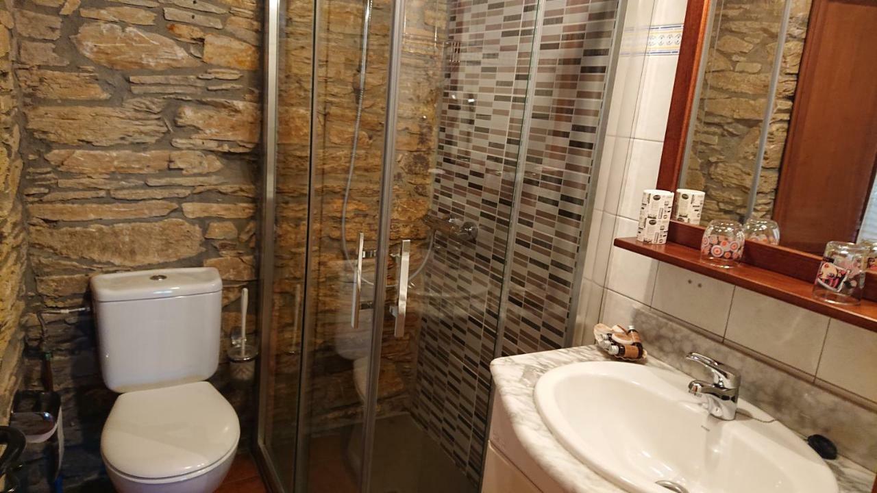 Casa Rural Pandelo Vendégház Vega de Valcarce Kültér fotó
